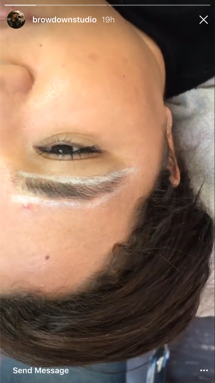 Instagram stories - eyebrow reshaping